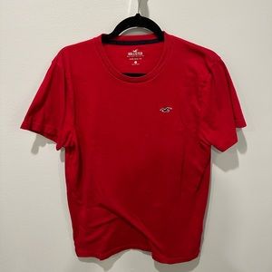 Hollister red T